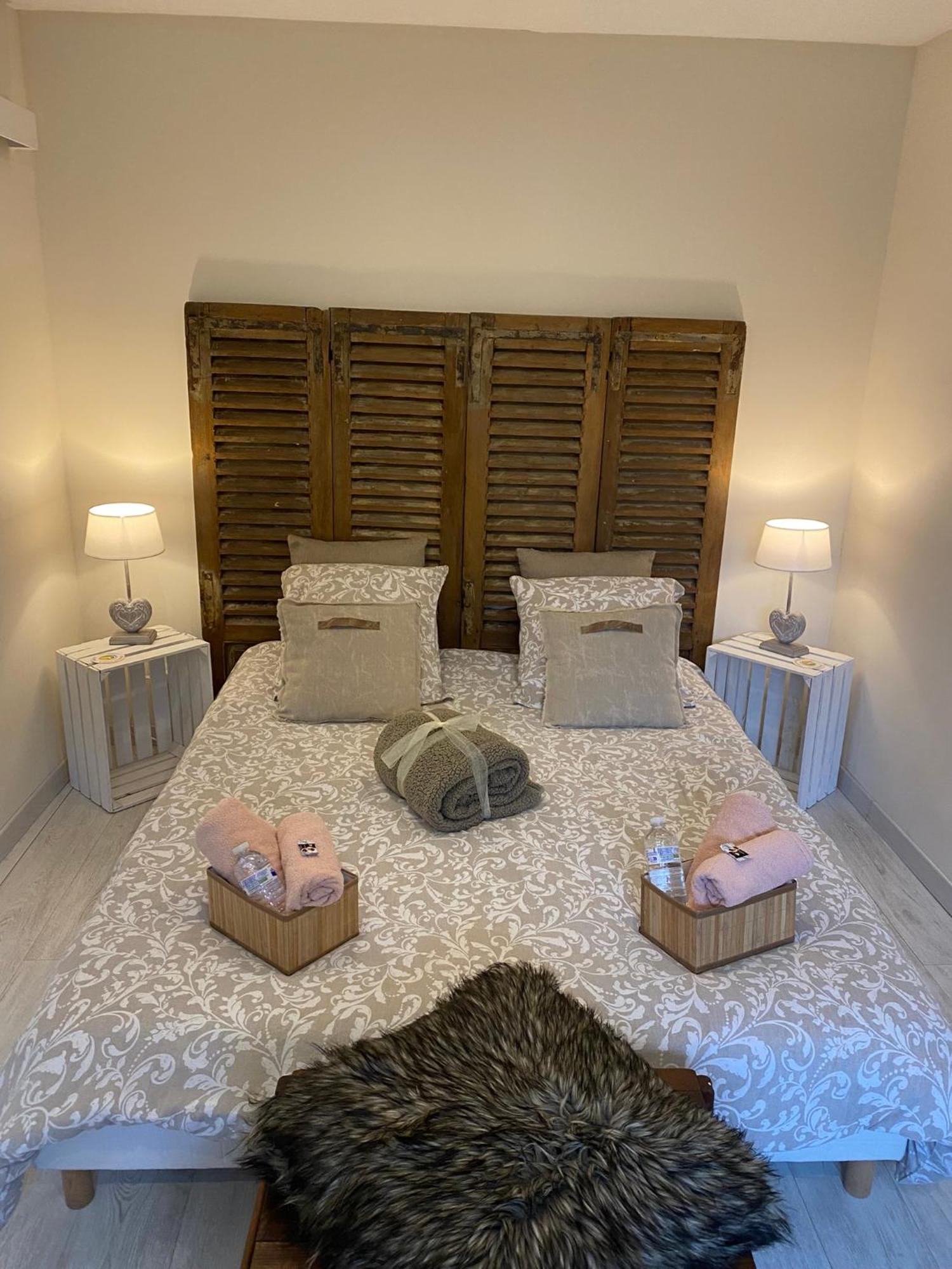 Severine Chambres D'Hotes Floing Bagian luar foto